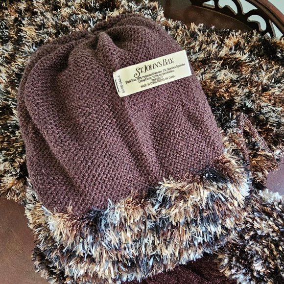 3pc Faux Fur Cozy Fall & Winter Toboggan Set, Soft & Fuzzy Scarf, Hat, & Gloves - Picture 6 of 7
